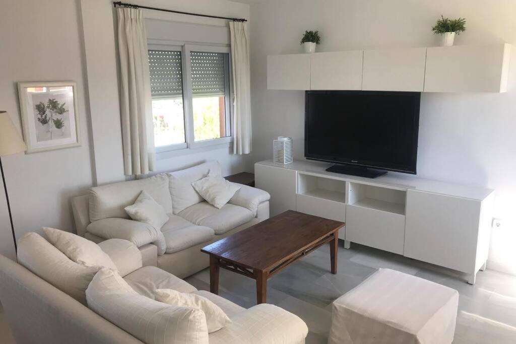 Precioso Apartamento Muy Cerca De La Playa Chiclana de la Frontera Exterior photo